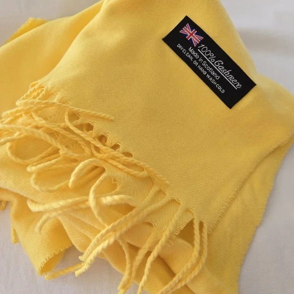 NWOT 100% Cashmere Scarf Scotland Woolen Mills Yellow 12"W x 72"L - Picture 5 of 6